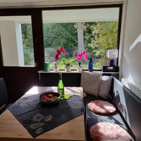 Apartment Gemuetliche Gaestewohnung Mit Garten *