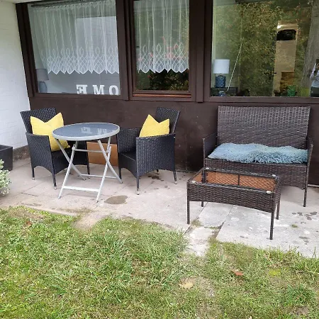 アパート Gemuetliche Gartenwohnung Ideal Mit Hund *