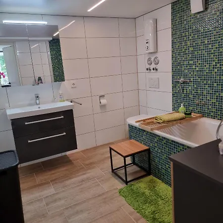 Gemuetliche Gaestewohnung Mit Garten Apartment *