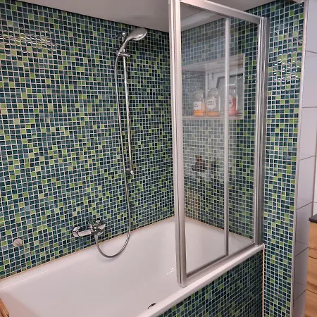 Apartment Gemuetliche Gaestewohnung Mit Garten